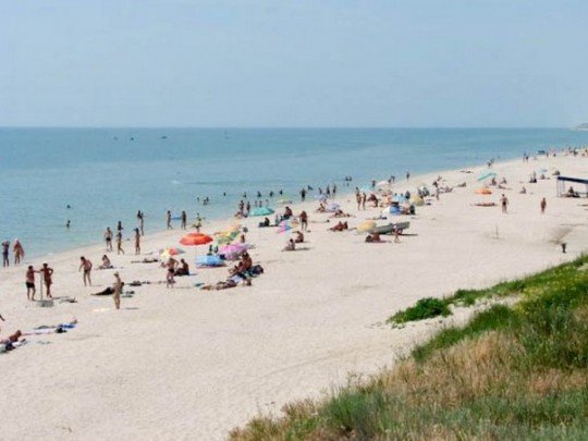 Жуткий арт-креатив напугал туристов в курортной Кирилловке (фото)