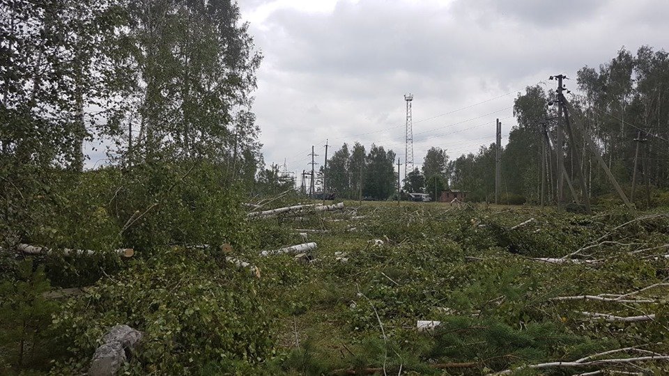Енергетики долають наслідки стихії в області (Фото)