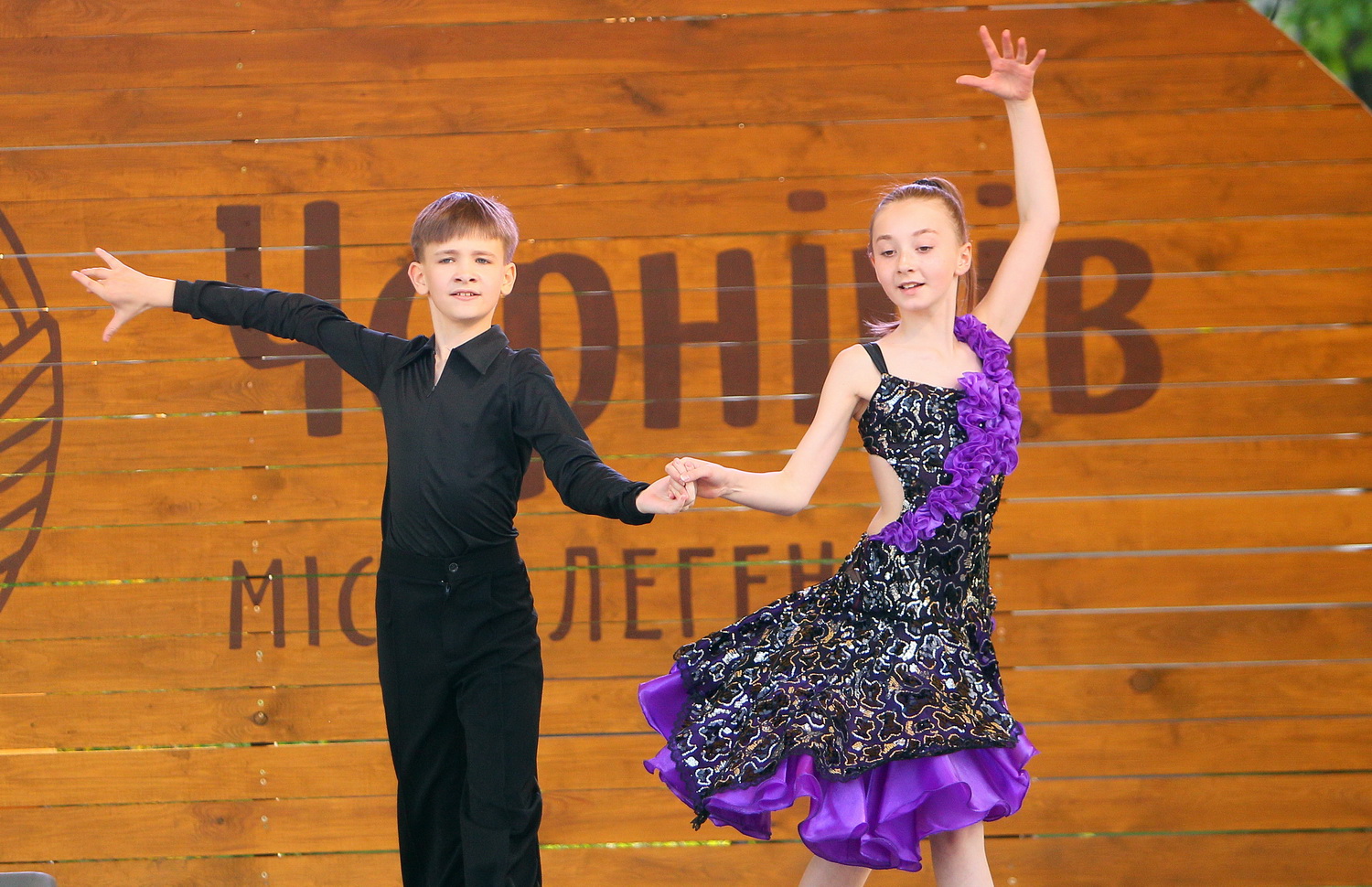 Фестиваль класичної музики просто неба в Чернігові (Фото)