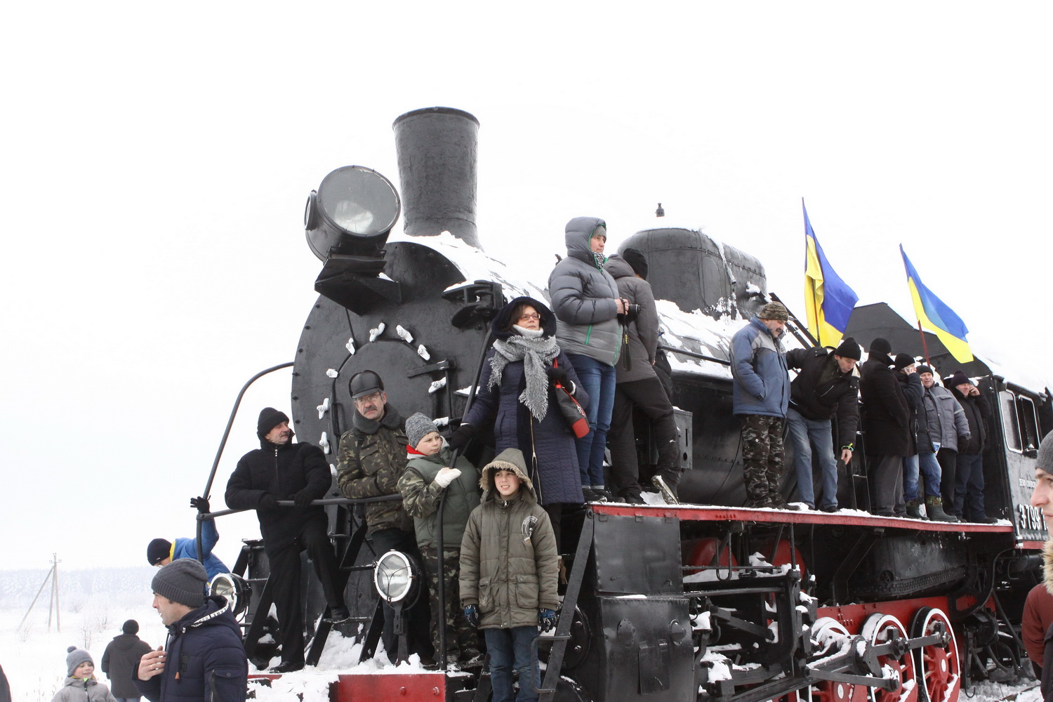 Потяг єднання прибув у Крути для відзначення 100-річчя бою (Фото)