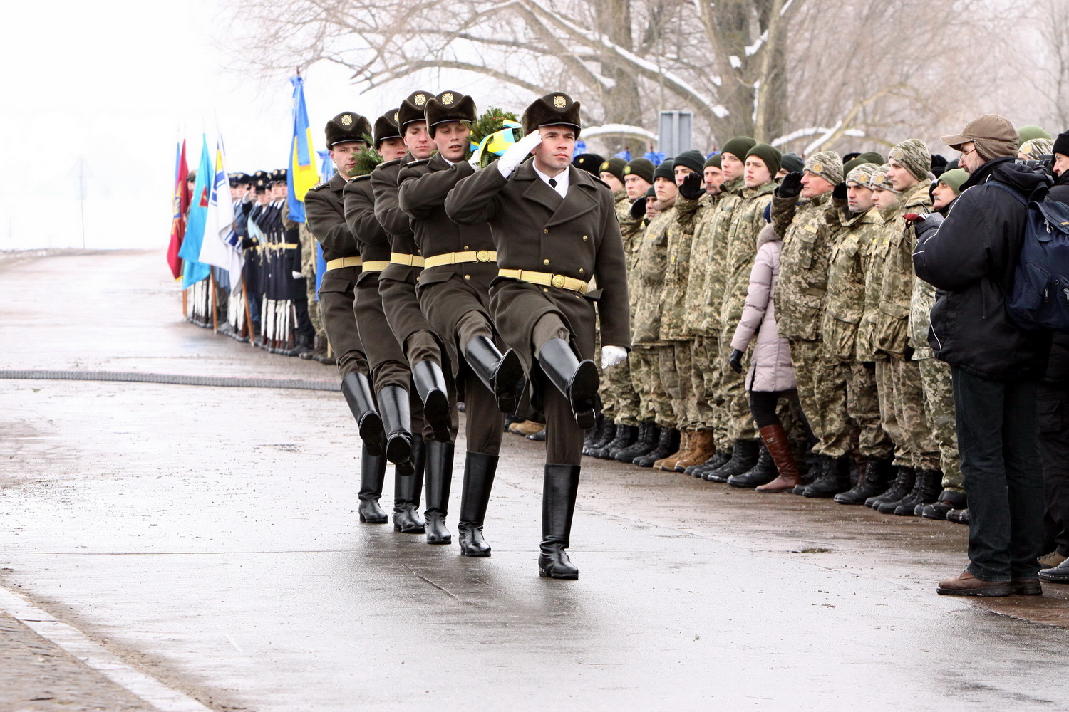 Потяг єднання прибув у Крути для відзначення 100-річчя бою (Фото)