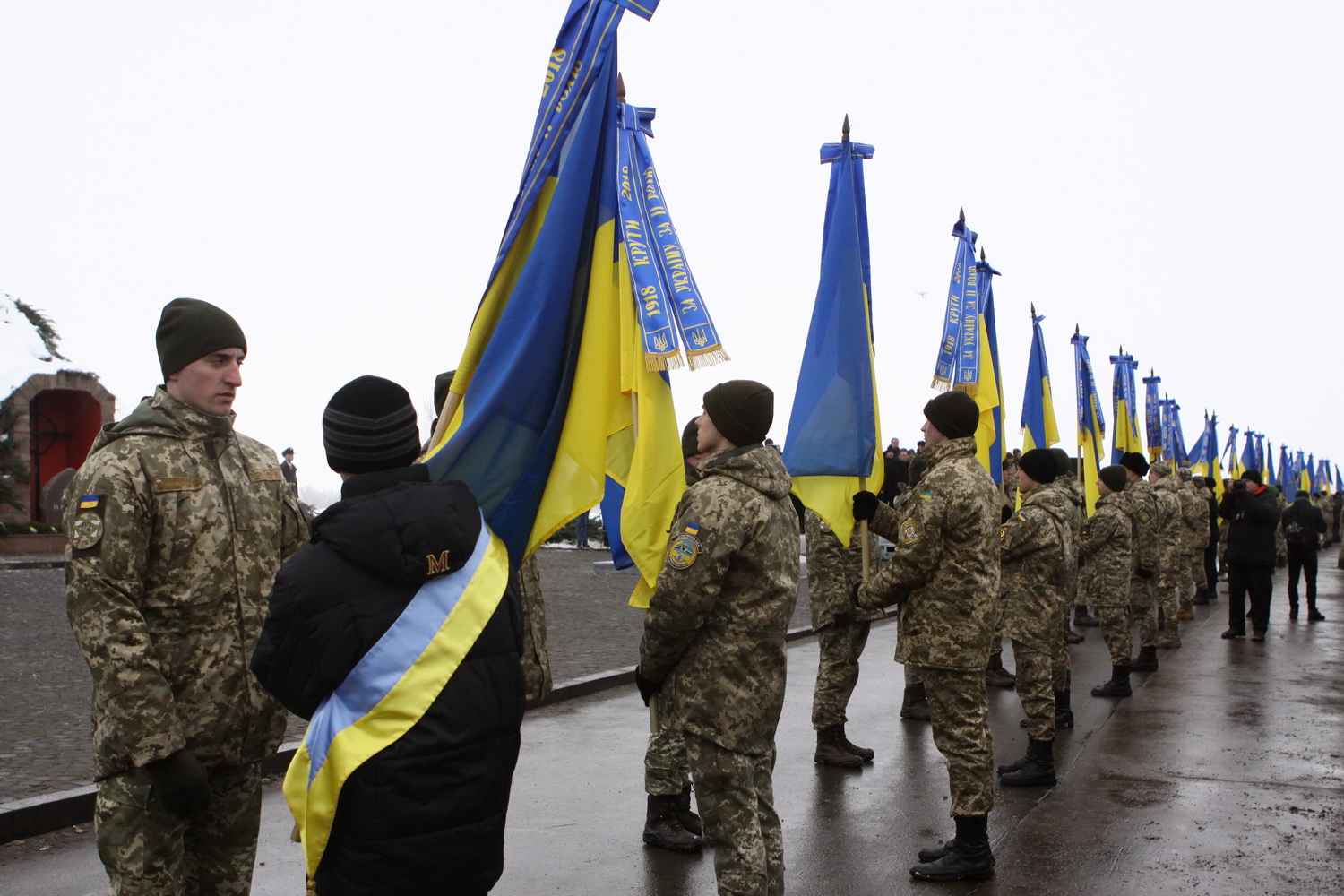 Потяг єднання прибув у Крути для відзначення 100-річчя бою (Фото)
