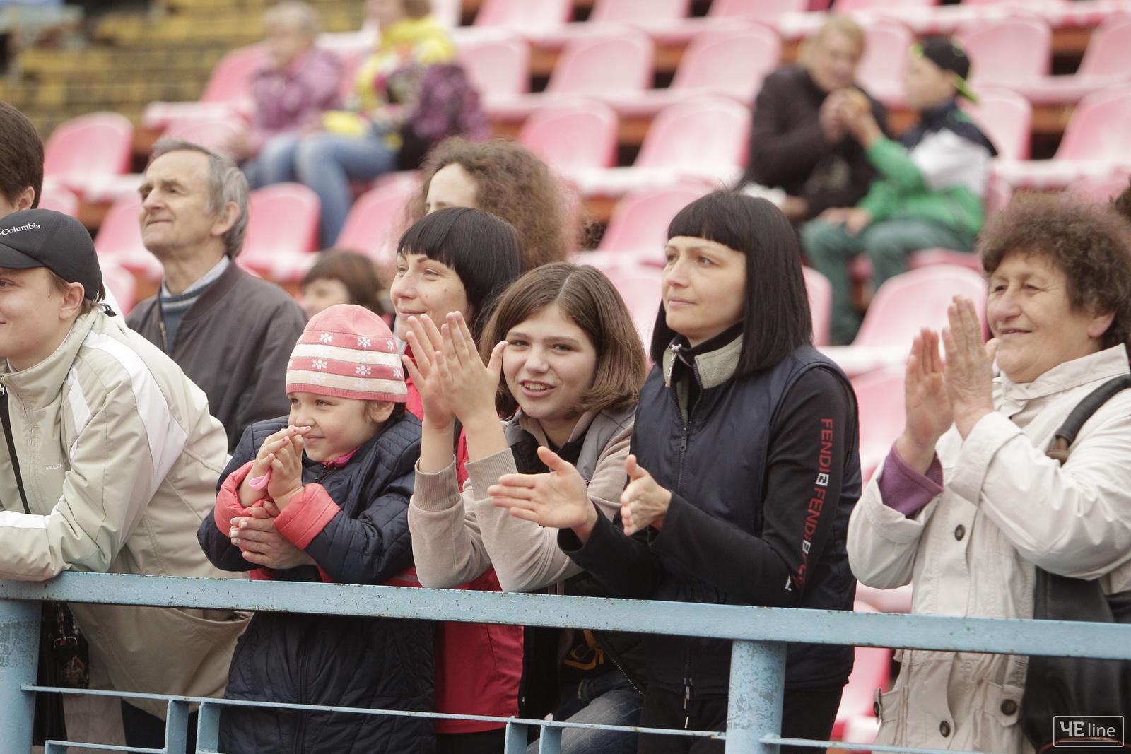 Собаче щастя: у Чернігові відбулася виставка собак (Фото)