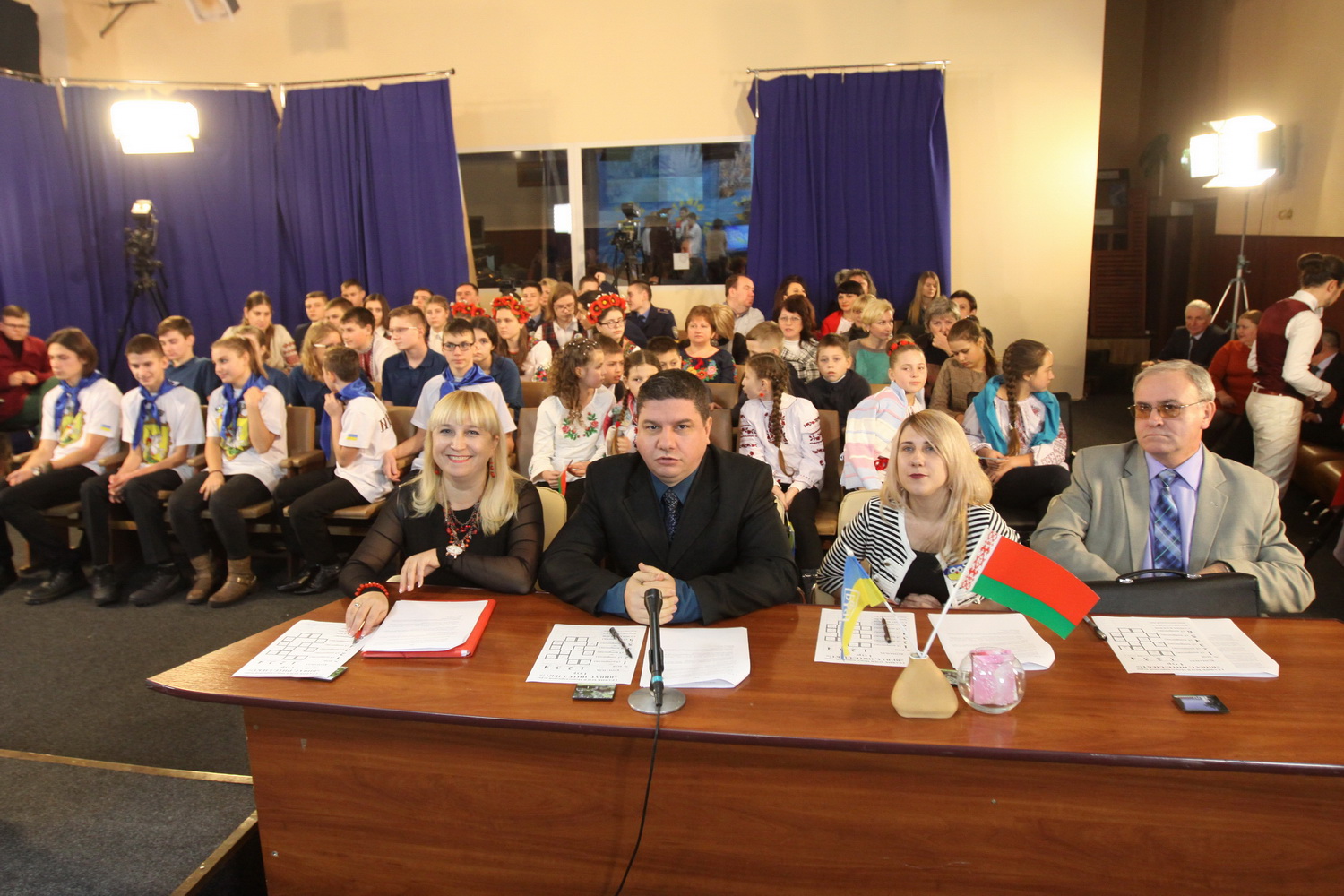 У Чернігові пройшла VІ Міжнародна гра «Віват, інтелект!» (Фото)