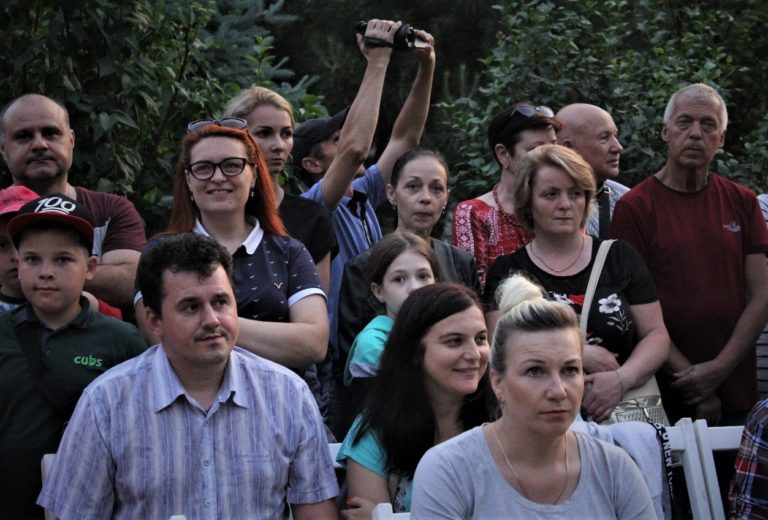 У Ніжині «ожили» 14 видатних особистостей (Фото)