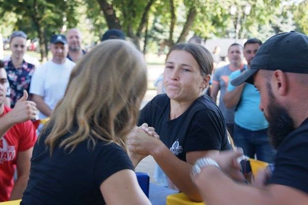 У Прилуках відбулися обласні змагання з армреслінгу