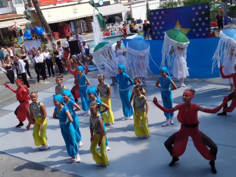 Учні Ніжинської хореографічної школи підкорили Грецію (Фото)