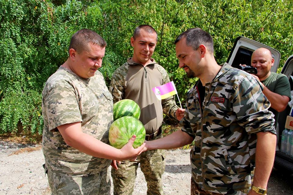 З Чернігівщини відправили благодійну допомогу на передову