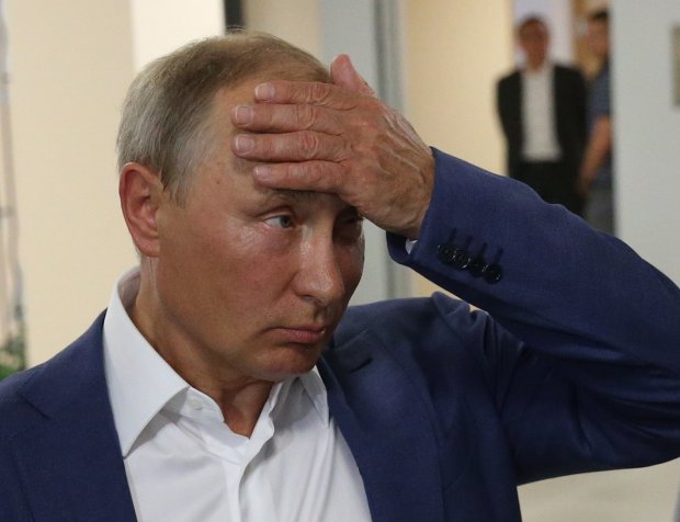 Разведение войск и конфликт с добровольцами: что случилось и как дальше будет действовать власть