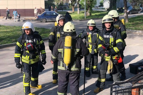 Эвакуировали 36 человек: в одесской городской больнице произошел пожар 