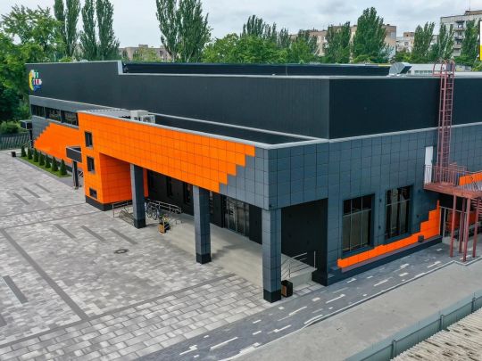 За стандартами FINA: як виглядає унікальний водний комплекс, зведений у Мелітополі за програми Зеленського