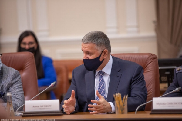 
Аваков подал в отставку с поста главы МВД – официально

