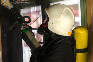 Ни дня без пожара: в Одессе загорелась популярная пиццерия