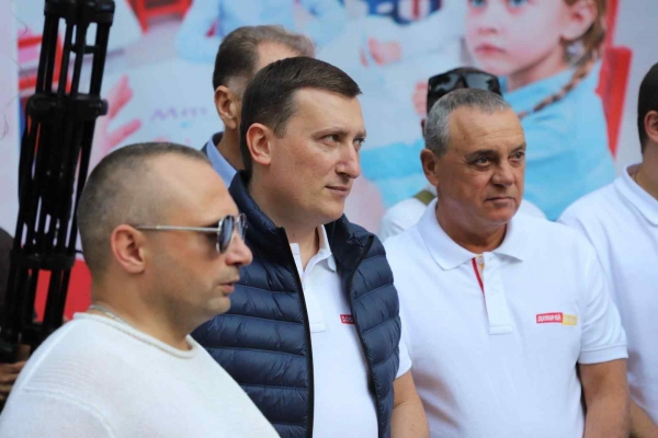 Мэр Одессы уволил своего зама, отвечавшего за торговлю и рекламу