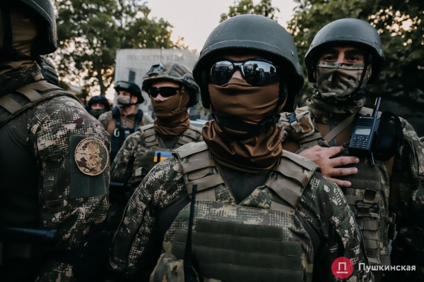 «Жить свободно, жить без страха»: как в Одессе прошел ЛГБТ-прайд. Фоторепортаж