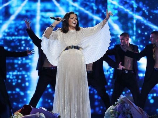 «Національна легенда» країни Софія Ротару отримала на 74-річчя подарунок на 2 млн рублів від нев'їздного в Україну Миколи Баскова