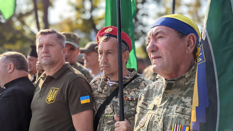 «Велике будівництво»: у Харкові підняли державний прапор на найвищий у Європі флагшток