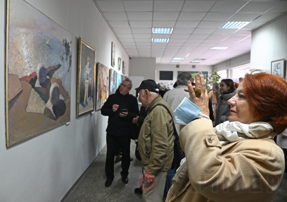 Одесские художники устроили мегавыставку к своему профессиональному празднику