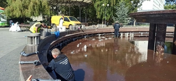 В Одессе консервируют фонтаны на зиму