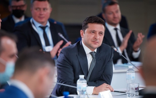 Итоги экватора. Новый прессмарафон ЗеленскогоСюжет