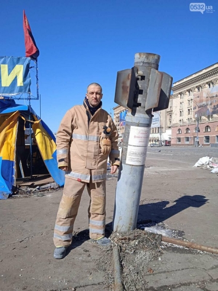 Дістали з-під завалів у Харкові лише одну живу людину: рятувальники про роботу під постійними обстрілами