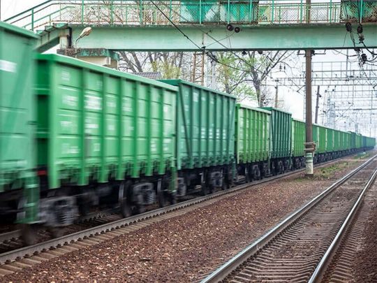 Треба перебудувати логістичні ланцюги та вийти на довоєнний рівень експорту, — міністр інфраструктури