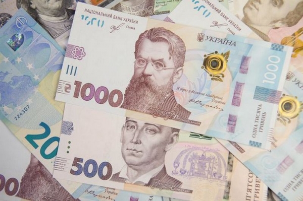 У Зеленского подсчитали экономические потери Украины из-за агрессии РФ