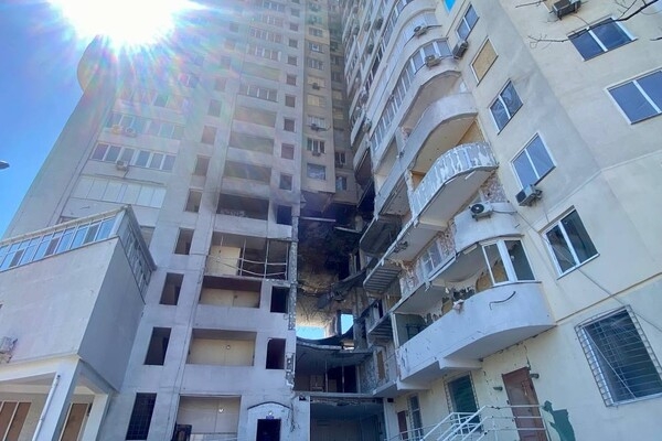 Как сейчас выглядит ЖК "Тирас", в который попала российская ракета (фото)