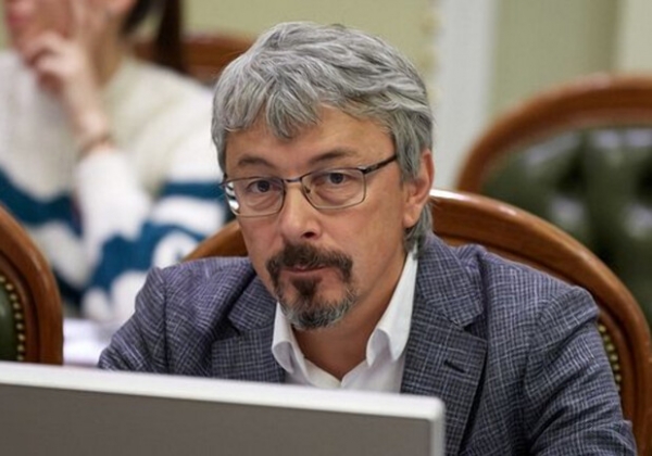 Министр культуры и инфополитики рассказал, что нужно делать с памятником Екатерине в Одессе