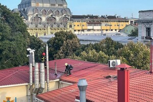 В центре Одессы произошел пожар в ресторане: его тушили 43 спасателя