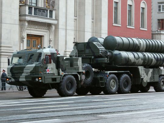 Туреччина продовжує таємно пропускати через Босфор суди з російською зброєю із Сирії, — дані розвідки