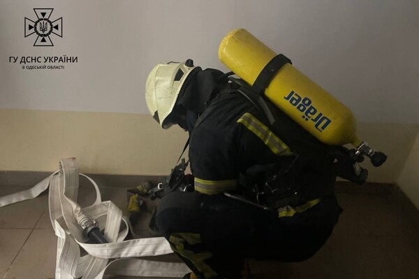 Готовила еду на газовой плите: в Одесской области во время пожара погибла женщина