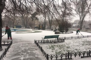 В Одессе и области идет снег: какая ситуация на дорогах