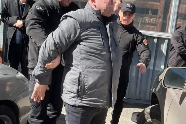СБУ задержала инспектора Одесской таможни за систематические взятки