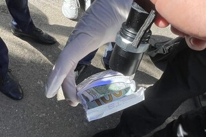СБУ задержала инспектора Одесской таможни за систематические взятки