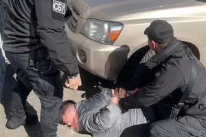 СБУ задержала инспектора Одесской таможни за систематические взятки