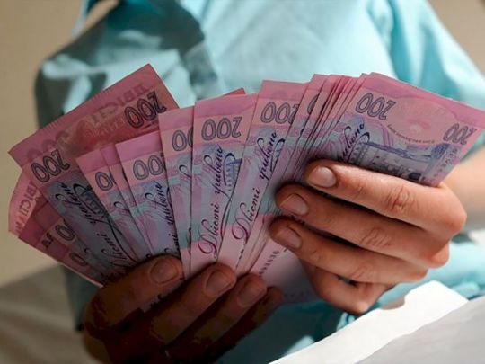 Частина українців скоро зможе отримати від держави до 1 млн грн виплат: хто має право на допомогу