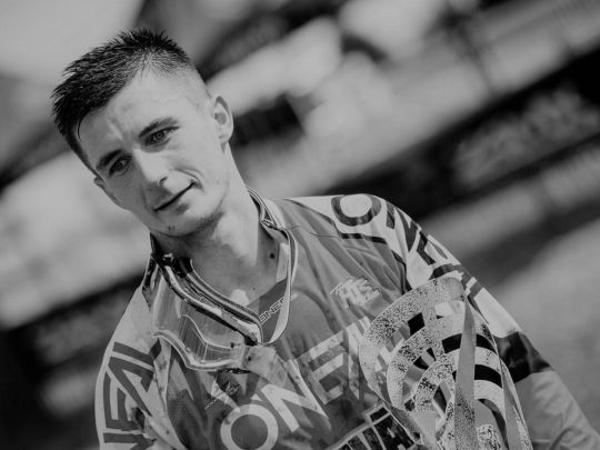 Відомий гонщик-чемпіон помер після жахливої аварії