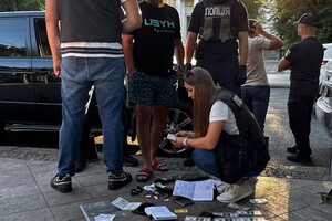 В Одессе руководитель общественной организации помогал уклонистам за 8000 долларов