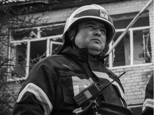 Зросла кількість жертв ракетного удару по Покровську: у лікарні помер начальник рятувальників