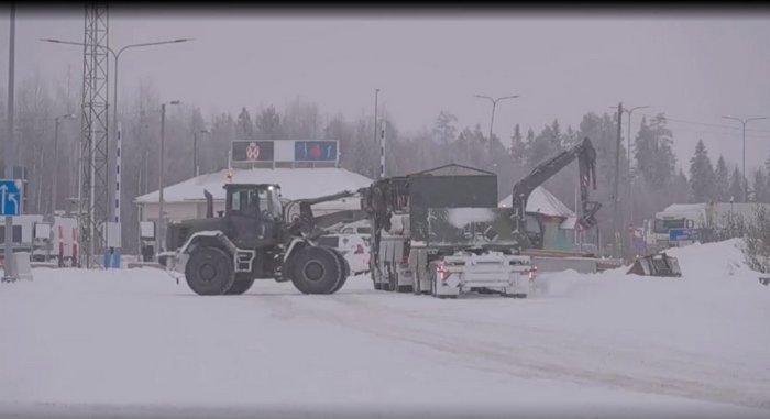 Фінляндія змушена направити армію на допомогу своїм прикордонникам: надто великий наплив мігрантів із росії