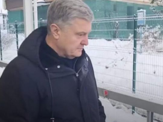 Порошенко вимагає у суді півмільйона гривень від прикордонників, які не випустили його до Польщі