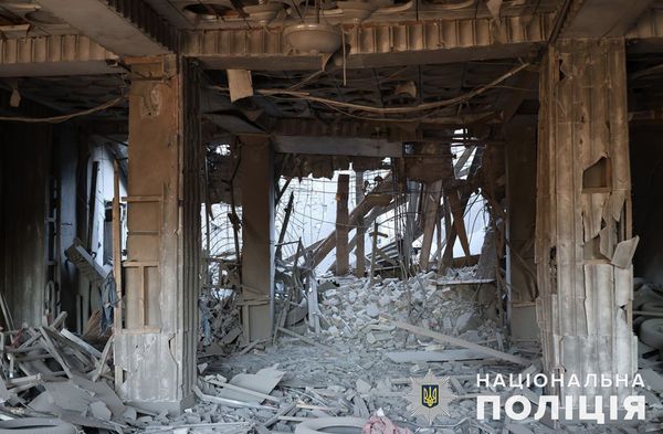 Ворог вдарив з артилерії по Нікополю: загинула жінка