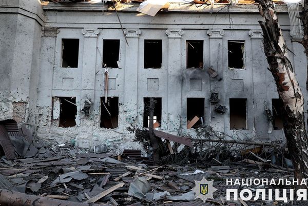 Ворог вдарив з артилерії по Нікополю: загинула жінка