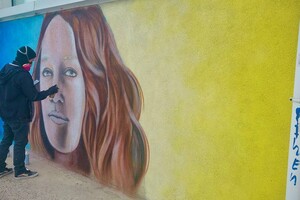 В Одессе дорисовали три стрит-арта 