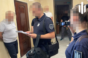 В Одесской области должностные лица миграционной службы наживались на иностранцах
