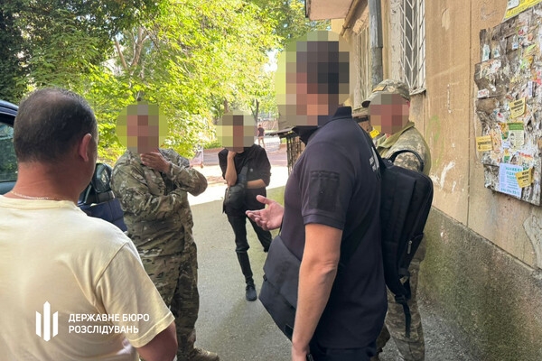 Руководителя Одесского ТЦК, который наживался на уклонистах, будут судить 