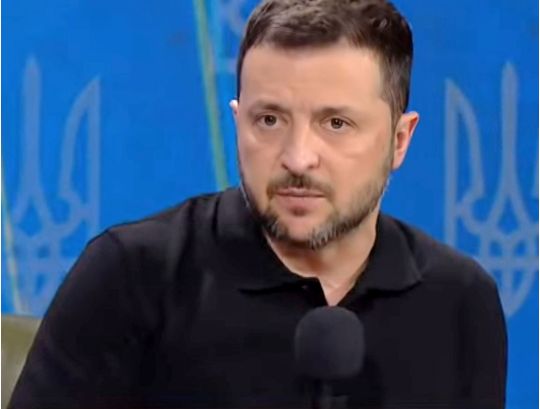«Вигнати, щоб його вбили росіяни?»: Зеленський про заступника голови ОП Татарова