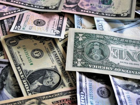 Курс долара до кінця листопада може зрости: яким він буде