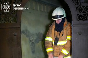 В центре Одессы горела квартира: спасли женщину и кота